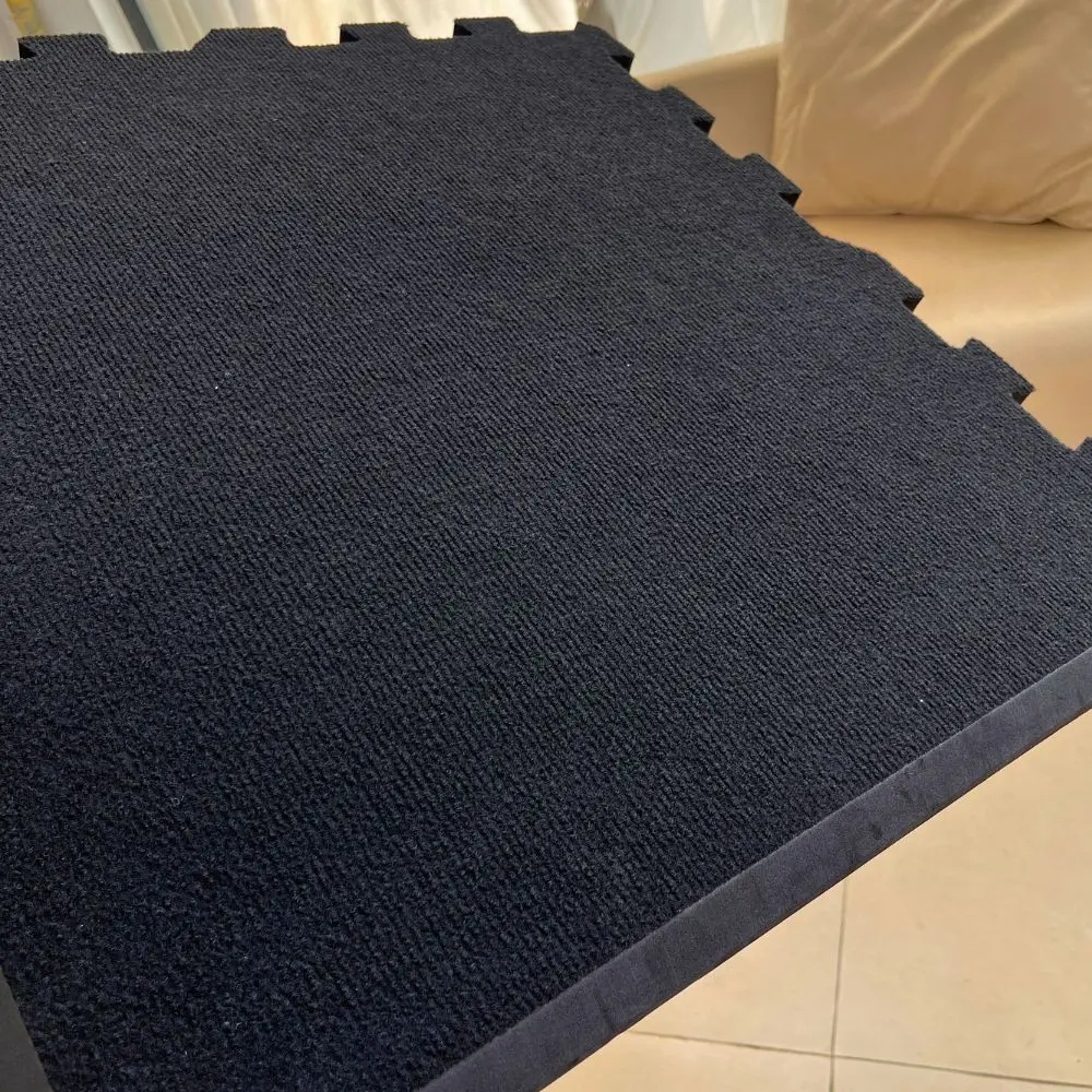 Interlocking Carpet Tiles